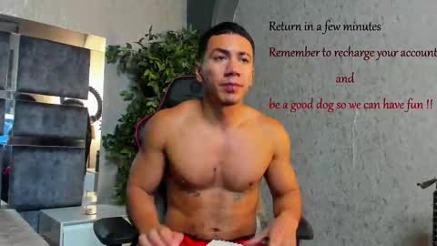 Snapshot of bastian_franco01 chatting on 10, 11, 2025 Bastian Independent Model online show from 10, 11, 2025