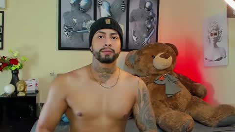 bastian_jones1 online show from 17, 2, 2025