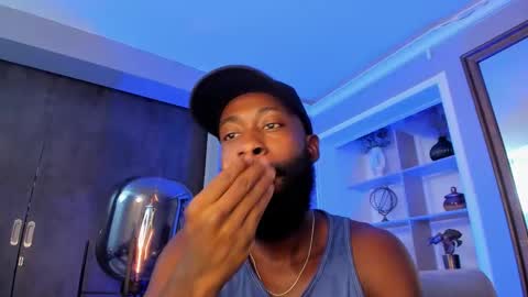 Snapshot of bastianrivas chatting on 6, 11, 2025 Bastian. online show from 6, 11, 2025