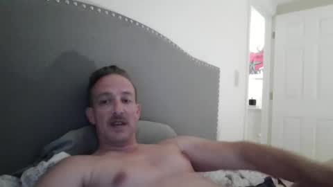 Snapshot of batboy2121 chatting on 25, 11, 2025 babtboy2121 online show from 25, 11, 2025