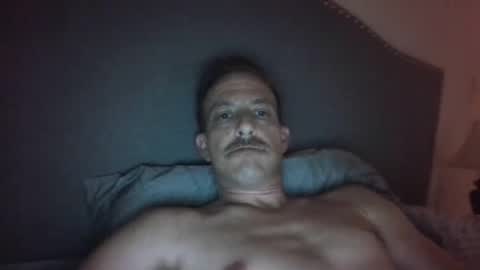 Snapshot of batboy2121 chatting on 26, 11, 2025 babtboy2121 online show from 26, 11, 2025