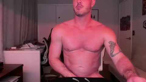 Snapshot of batman25326 chatting on 16, 12, 2025 batman25326 online show from 16, 12, 2025