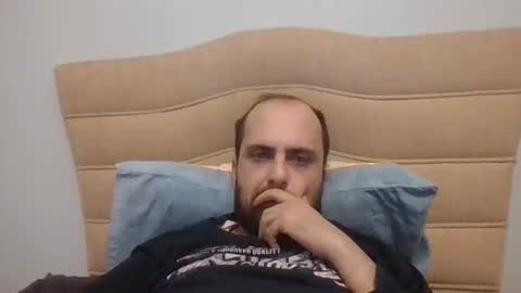 Snapshot of bayto chatting on 3, 3, 2025 bayto online show from 3, 3, 2025