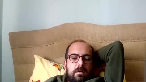 Snapshot of bayto chatting on 27, 9, 2025 bayto online show from 27, 9, 2025