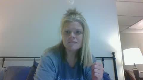 Snapshot of bayybaee21 chatting on 24, 9, 2025 Baylee online show from 24, 9, 2025