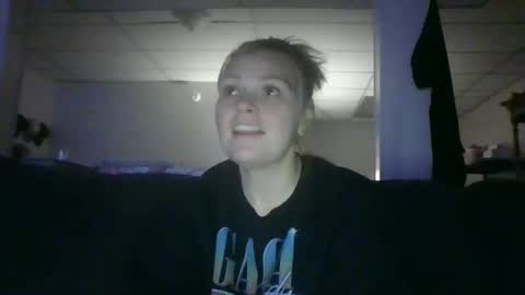 Snapshot of bayybaee21 chatting on 20, 11, 2025 Baylee online show from 20, 11, 2025