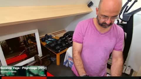 Snapshot of bazzz_8 chatting on 30, 10, 2025 bazzz_8 online show from 30, 10, 2025