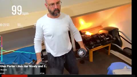 Snapshot of bazzz_8 chatting on 6, 11, 2025 bazzz_8 online show from 6, 11, 2025