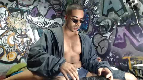 Justin online show from 5, 3, 2025