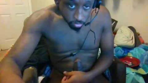 Snapshot of bbc_rocker chatting on 18, 12, 2024 rocker n queen online show from 18, 12, 2024