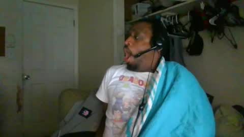 Snapshot of bbc_rocker chatting on 19, 12, 2024 rocker n queen online show from 19, 12, 2024