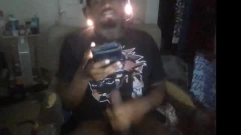 Snapshot of bbc_rocker chatting on 4, 11, 2025 rocker n queen online show from 4, 11, 2025