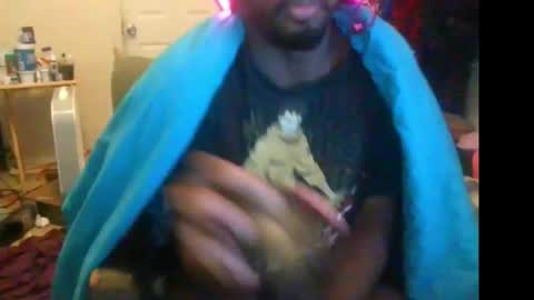 Snapshot of bbc_rocker chatting on 24, 11, 2025 rocker n queen online show from 24, 11, 2025