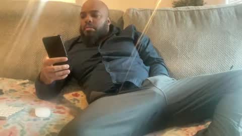 Zaddy online show from 2, 1, 2025