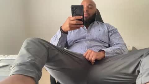 Zaddy online show from 6, 8, 2026