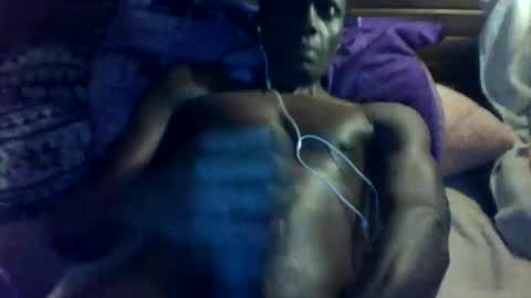 Snapshot of bbcmasterxl chatting on 2, 12, 2025 bbcmasterxl online show from 2, 12, 2025