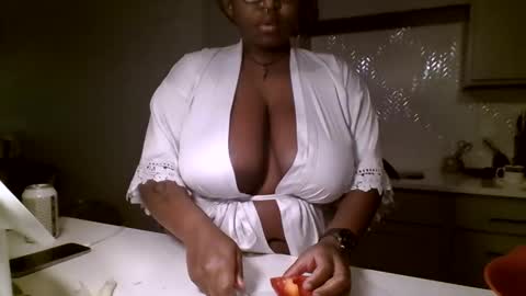 bbgirlcocoa online show from 16, 5, 2026