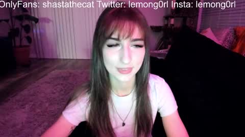 Snapshot of bbshasta chatting on 15, 11, 2025 Shasta online show from 15, 11, 2025