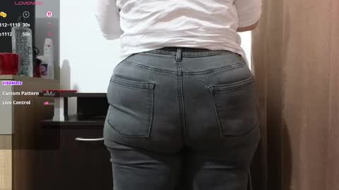 Snapshot of bbw_milf_4u chatting on 3, 6, 2026 Emma online show from 3, 6, 2026