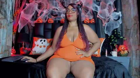 Bbwlatina01 online show from 25, 10, 2025