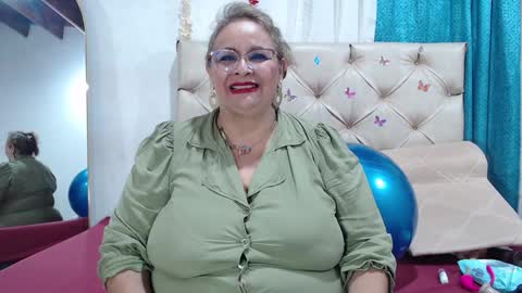 Snapshot of bbwsalome chatting on 28, 12, 2024 Salome online show from 28, 12, 2024