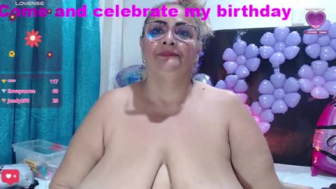 Snapshot of bbwsalome chatting on 8, 2, 2025 Salome online show from 8, 2, 2025