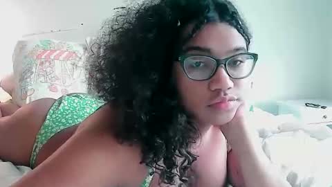 Snapshot of bby2brat chatting on 13, 12, 2024 bby2brat online show from 13, 12, 2024