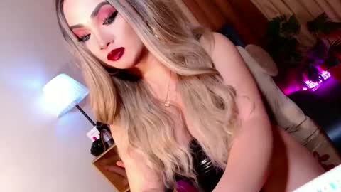 Snapshot of bby_lexielore69 chatting on 26, 11, 2025 bby_lexielore69 online show from 26, 11, 2025
