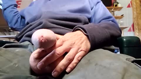 Snapshot of bdsm_switch_cum chatting on 3, 3, 2025 BDSM SWITCH CUM online show from 3, 3, 2025