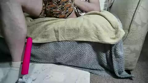 Snapshot of be4your_desire chatting on 12, 12, 2024 mikiforfun online show from 12, 12, 2024