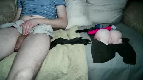 Snapshot of be4your_desire chatting on 3, 2, 2025 mikiforfun online show from 3, 2, 2025