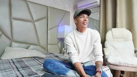 Helena  Evan online show from 6, 1, 2026