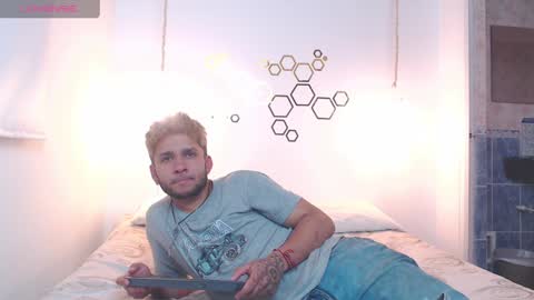 Sara  Juan online show from 20, 1, 2025