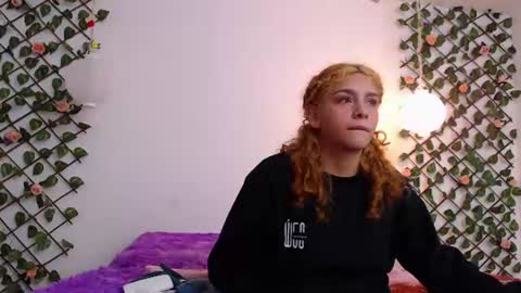 Sara  Juan online show from 8, 7, 2026