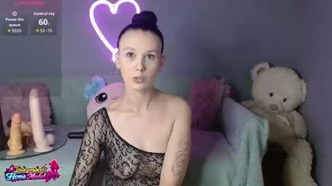 Snapshot of bea_doll chatting on 29, 6, 2026 Bea online show from 29, 6, 2026