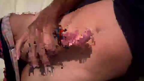 Snapshot of beachguy469 chatting on 21, 10, 2025 BeachGuy online show from 21, 10, 2025