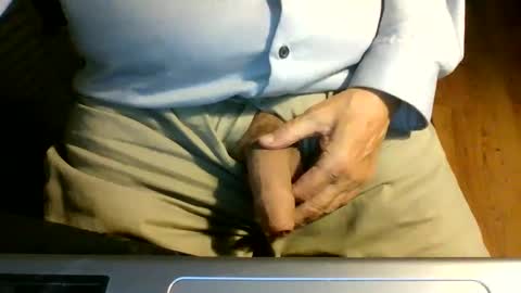 Snapshot of bearacuda555 chatting on 8, 10, 2025 Bruno online show from 8, 10, 2025