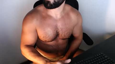 Snapshot of beard_top_guy chatting on 8, 11, 2025 Beard Guy online show from 8, 11, 2025