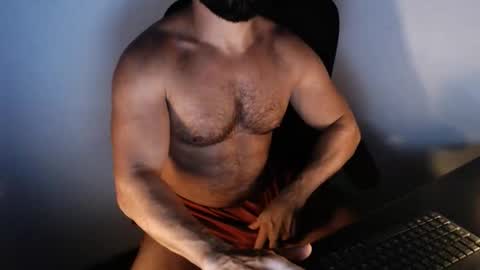 Snapshot of beard_top_guy chatting on 18, 11, 2025 Beard Guy online show from 18, 11, 2025
