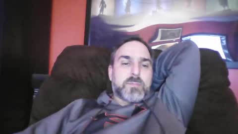 Snapshot of beardedambition chatting on 10, 1, 2025 beardedambition online show from 10, 1, 2025