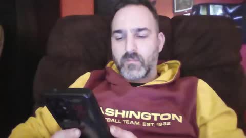 Snapshot of beardedambition chatting on 24, 1, 2025 beardedambition online show from 24, 1, 2025