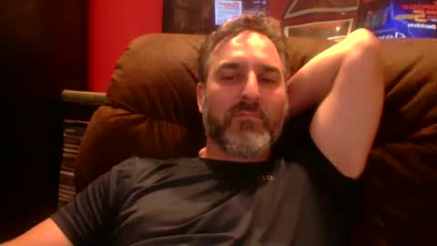 Snapshot of beardedambition chatting on 13, 9, 2025 beardedambition online show from 13, 9, 2025