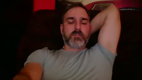 Snapshot of beardedambition chatting on 30, 9, 2025 beardedambition online show from 30, 9, 2025