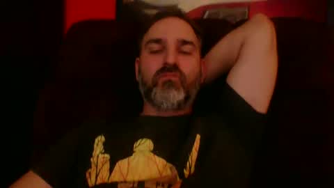 Snapshot of beardedambition chatting on 4, 10, 2025 beardedambition online show from 4, 10, 2025