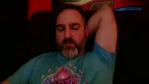 Snapshot of beardedambition chatting on 12, 10, 2025 beardedambition online show from 12, 10, 2025