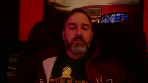 Snapshot of beardedambition chatting on 9, 11, 2025 beardedambition online show from 9, 11, 2025