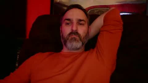 Snapshot of beardedambition chatting on 17, 11, 2025 beardedambition online show from 17, 11, 2025