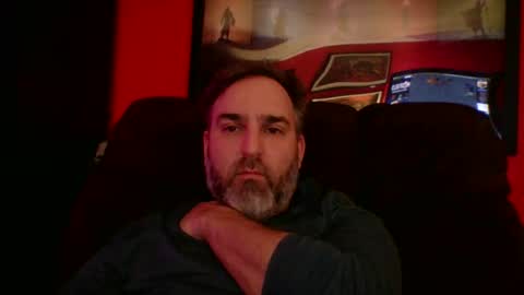 Snapshot of beardedambition chatting on 29, 11, 2025 beardedambition online show from 29, 11, 2025