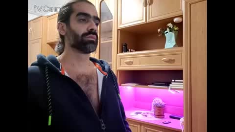 Snapshot of beardedblis chatting on 14, 12, 2025 BeardedBliss online show from 14, 12, 2025