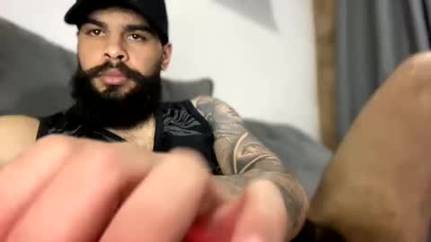 Snapshot of beardmax chatting on 16, 9, 2025 Min online show from 16, 9, 2025